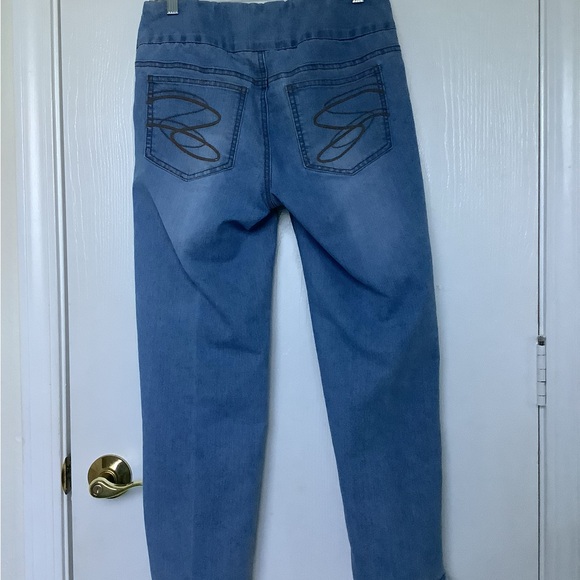 Slim-Sation Pull On Stretchy Ankle Jeans Raw Hem 2 - Picture 4 of 6